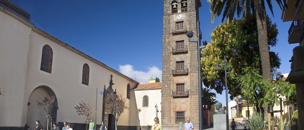 Exterior de la iglesia de La Concepción, en La Laguna.