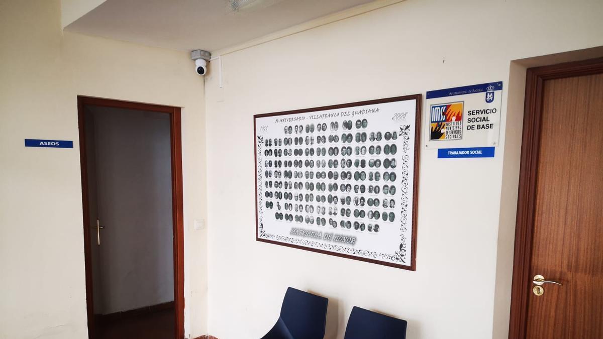 Una de las cámaras de videovigilancia instaladas en el Ayuntamiento de Villafranco del Guadiana.