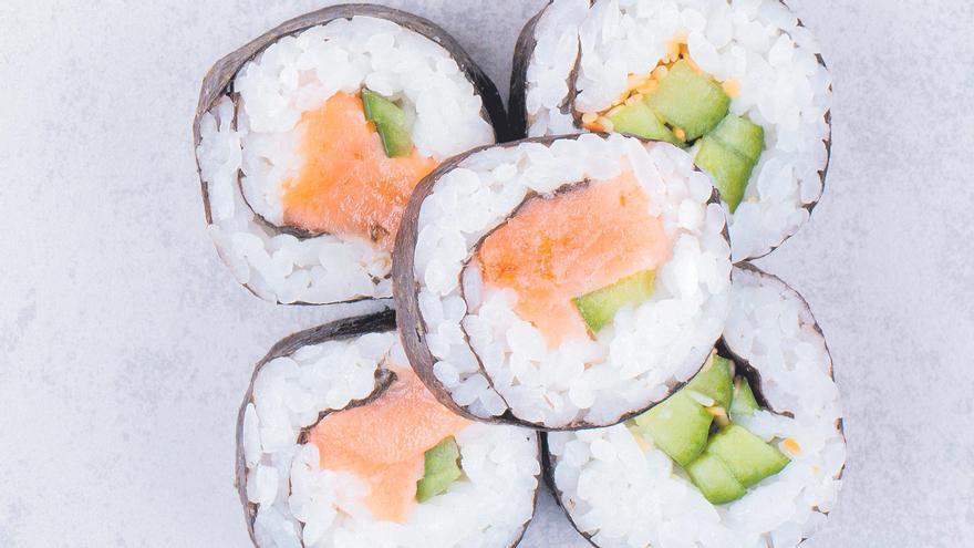 Cinc peces de sushi