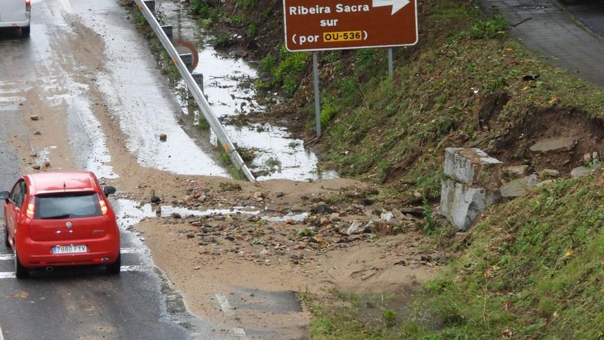 Una tormenta torrencial provoca el caos y numerosas incidencias en Ourense