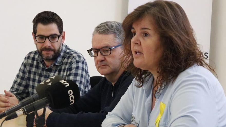 La candidata d&#039;ERC a Olot denuncia que joves amb símbols feixistes la van insultar i estirar una bufanda groga a Madrid