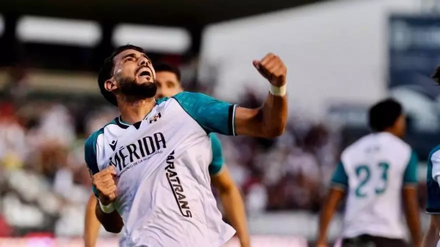 Sofiane propulsa al Mérida en el 90