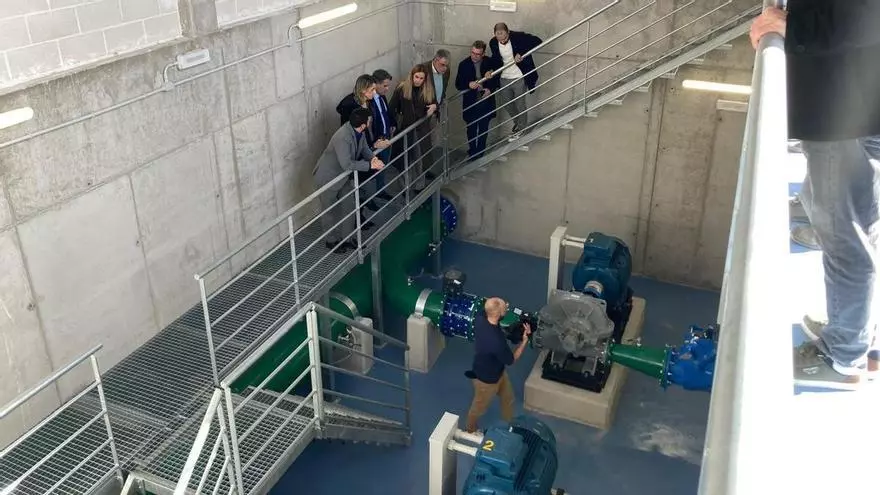 El agua de la desaladora de Alicante refuerza el abastecimiento de Crevillent y se extenderá a Albatera y Catral