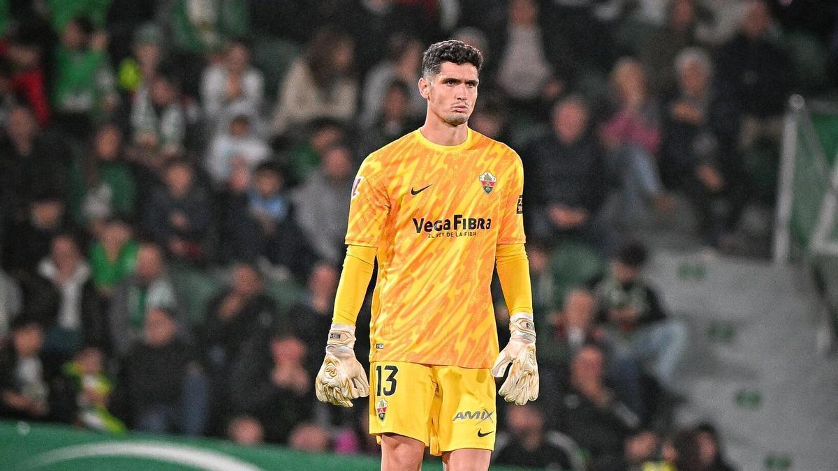 “El Elche debe focalizar toda su energía para vencer al Atlético de Madrid”