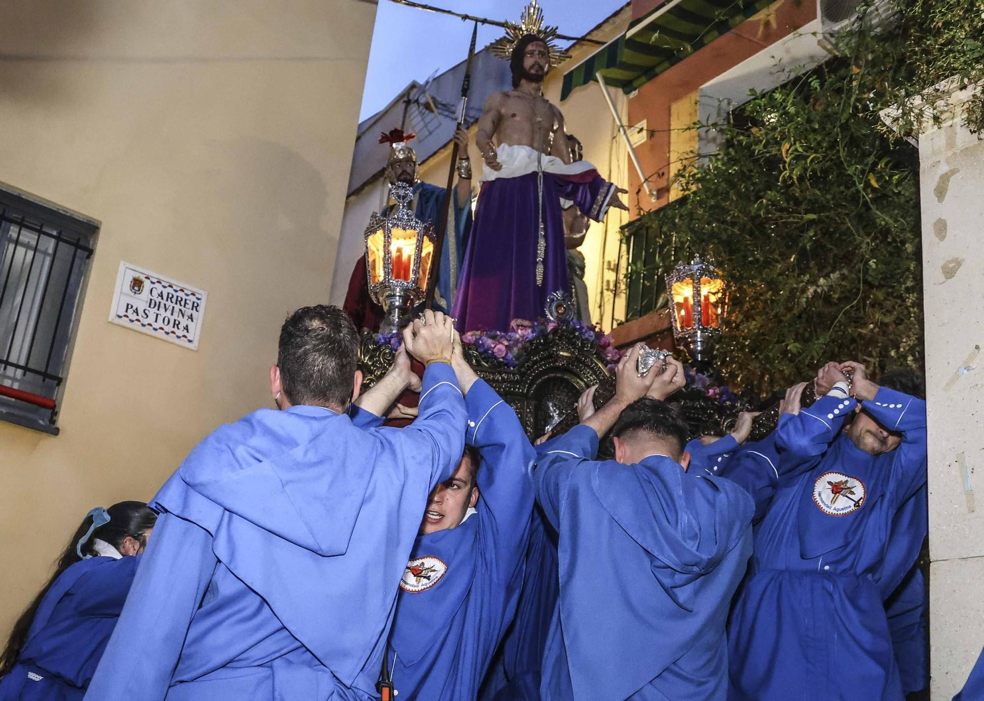 Semana Santa 2024: Así ha sido la salida de Jesús Despojado