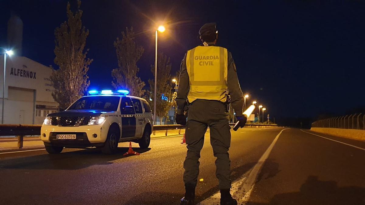 La Guardia Civil investiga las causas del siniestro.