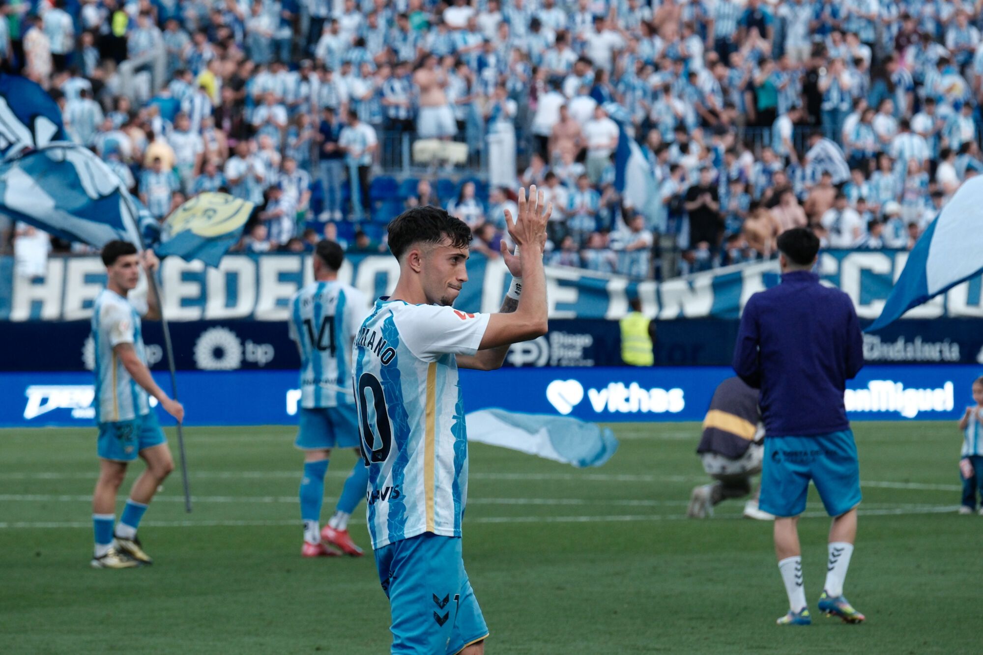 El Málaga CF se enfrenta al Granada CF en La Rosaleda en la jornada 38 de la Liga Hypermotion 2024/2025