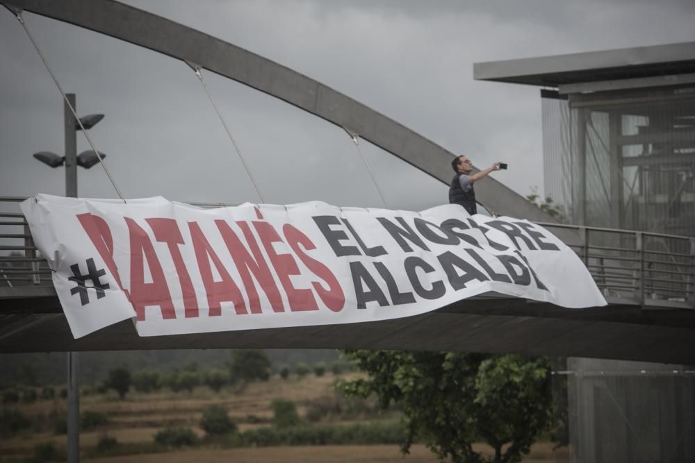 Protesta contra moció de censura de Sant Fruitós