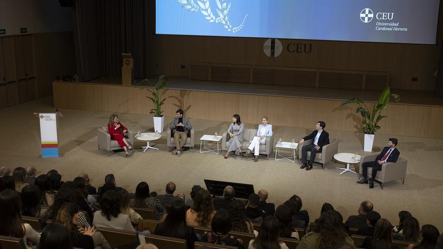 La Universidad CEU promueve la excelencia formativa de sus alumnos mediante un plan que desarrollará sus carreras profesionales