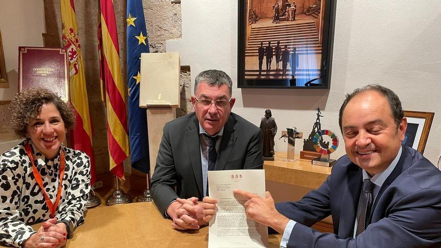 'Juristes' vs 'Fòrum Jaume I 2038': divorcio entre los ‘palleters’ valencianos