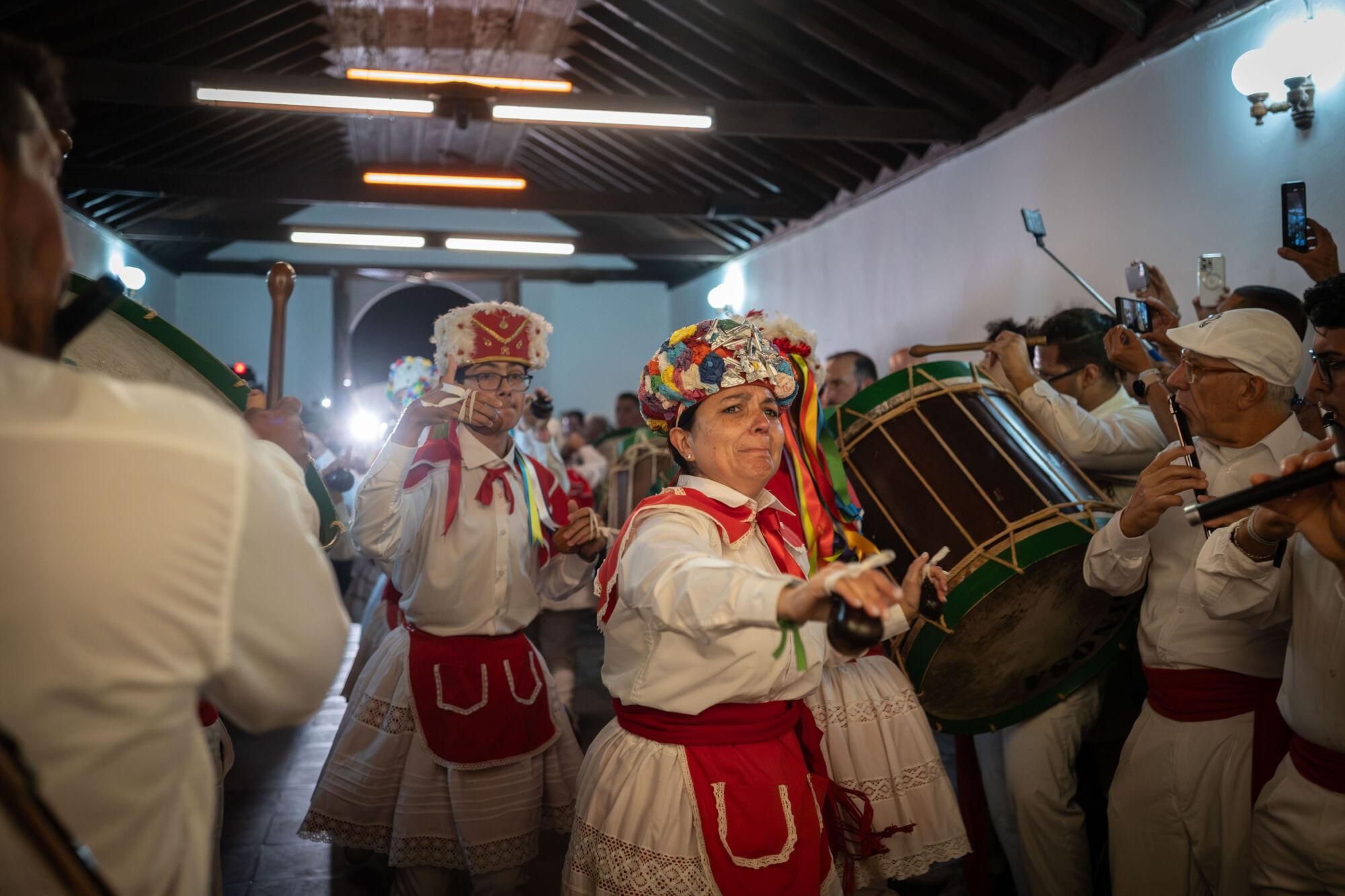 Bajada de la Virgen de Los Reyes en el Hierro