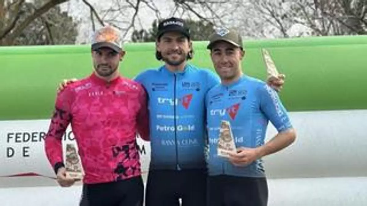 Luca Pérez, del Kazajoz, se lleva el triunfo en el XCO de Quintana de la Serena