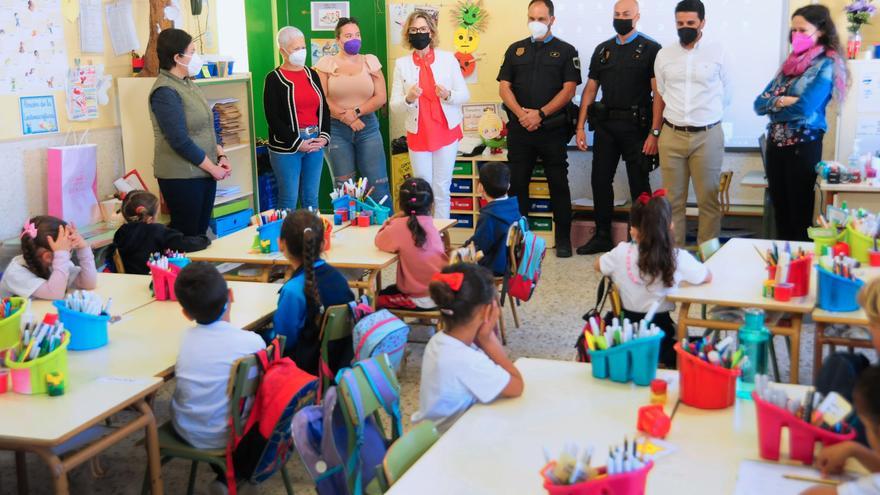 La Policía Local enseñará a los niños cómo atender a una mascota