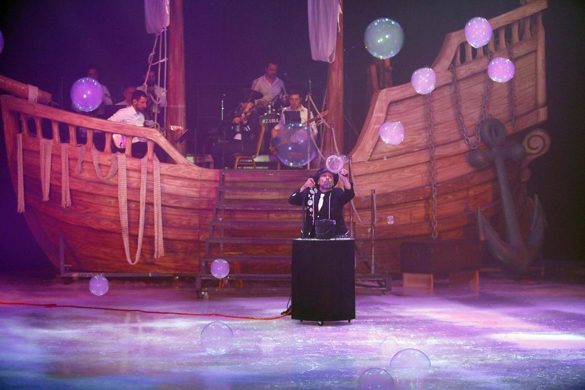 Les imatges del passi de gràfics del Circ de Nadal