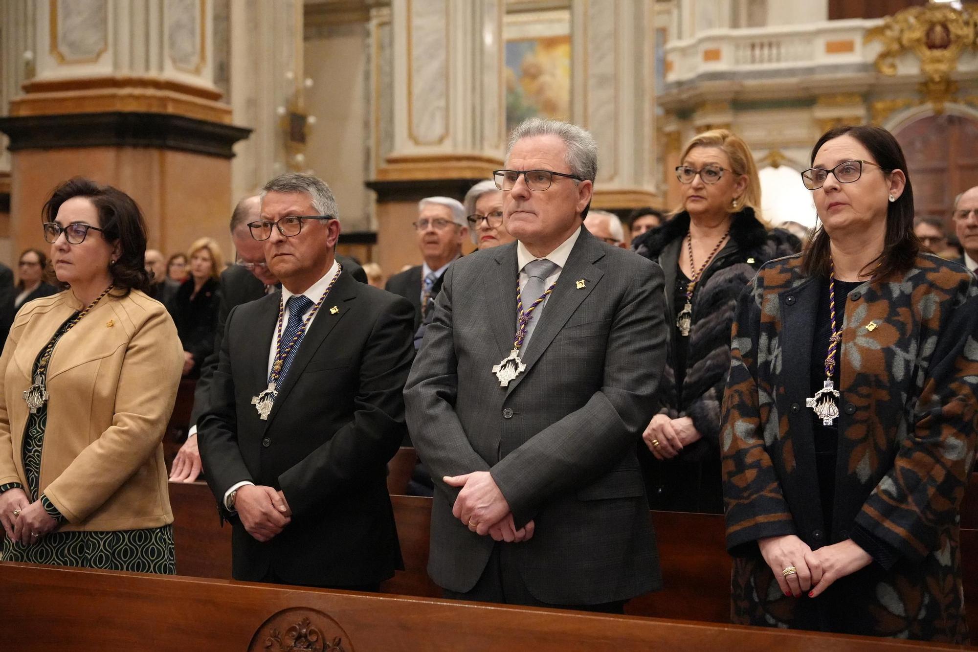 Las fotos de la misa para conmemorar el 50º aniversario de la Junta Central de Semana Santa de Vila-real