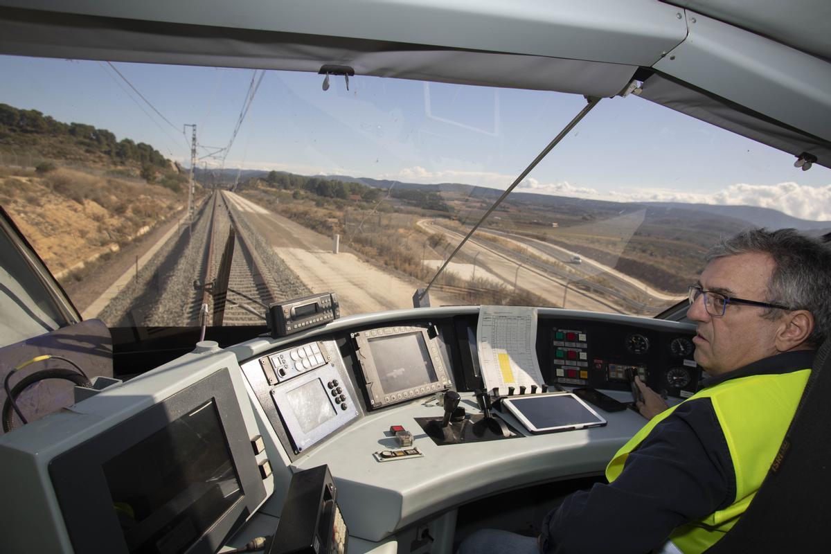 El Corredor Mediterráneo, visto desde la cabina de un tren