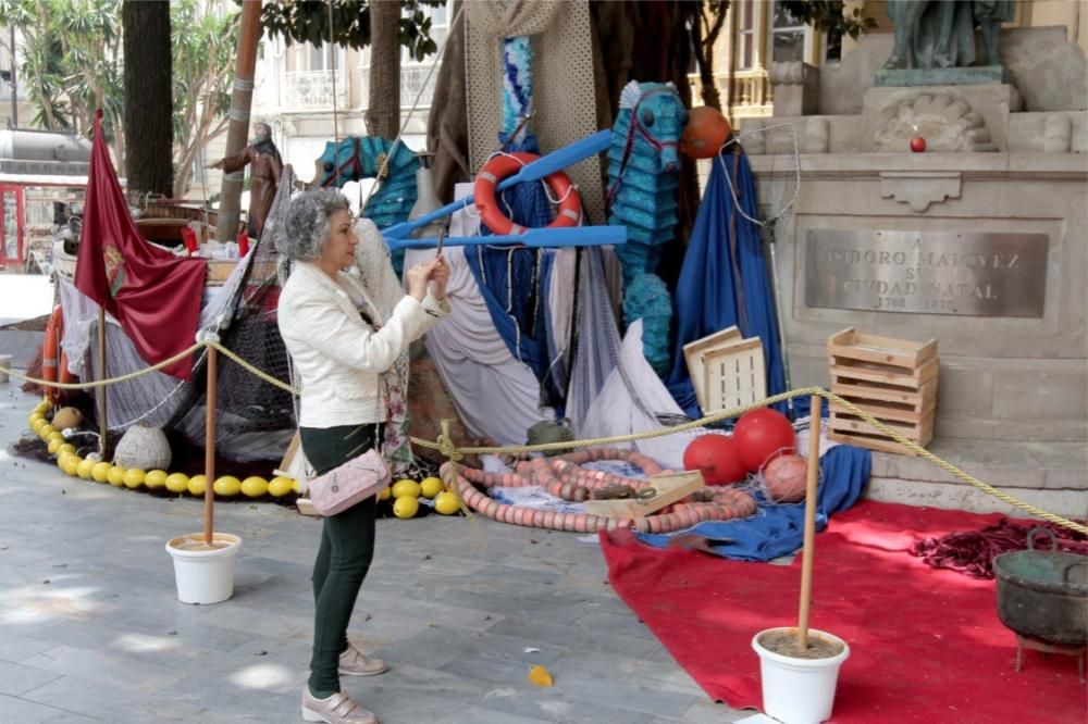 Gran ambiente en al Fiesta de las Cruces de Mayo en Cartagena