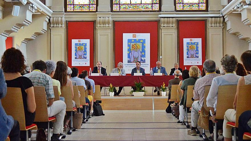 Acte inaugural de l&#039;UCE, el 2019, a la sala d&#039;actes del Lluís de Peguera