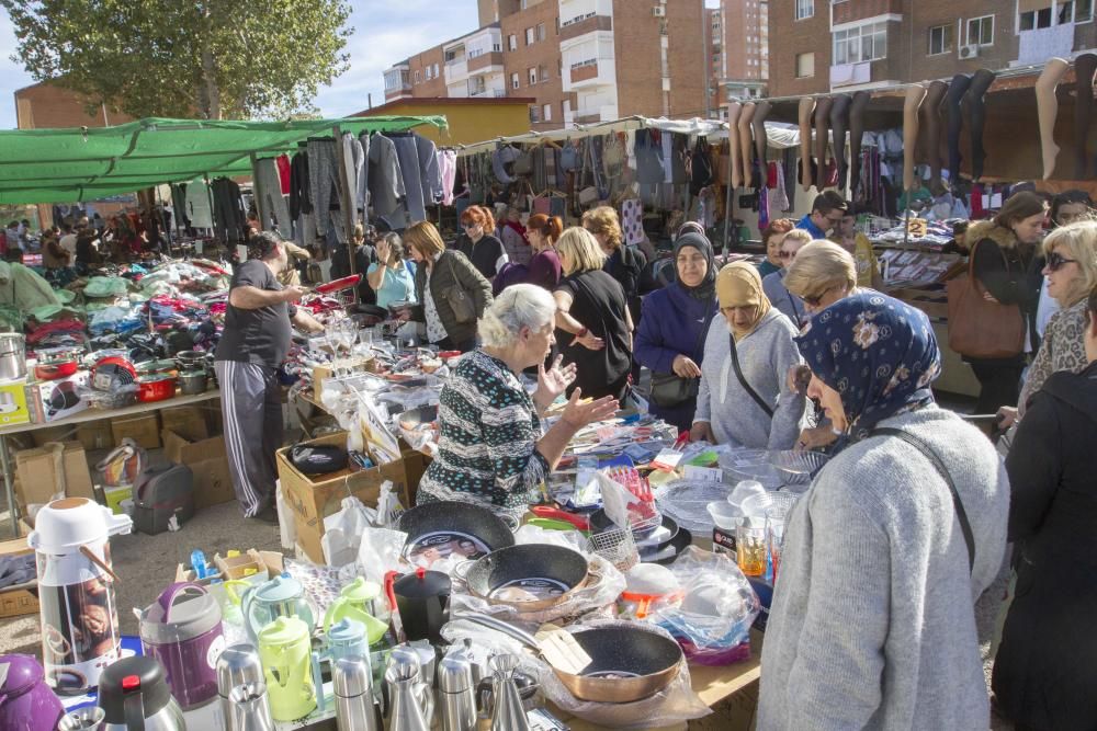 Mercadillo semanal del Cénit