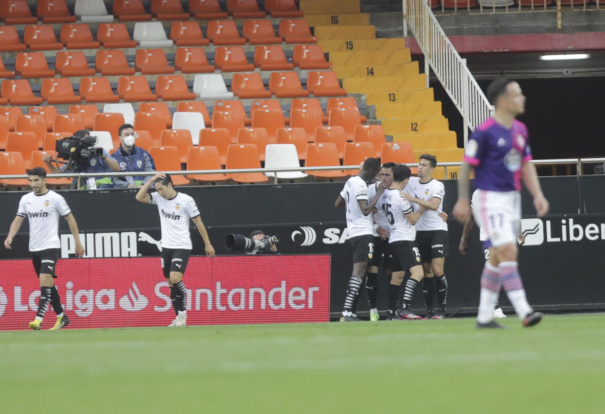 Las imágenes de la victoria del Valencia frente al Valladolid en Mestalla