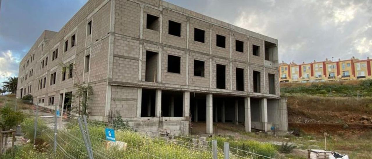 Edificio en construcción del CAMP La Cuesta en El Sobradillo (Santa Cruz).