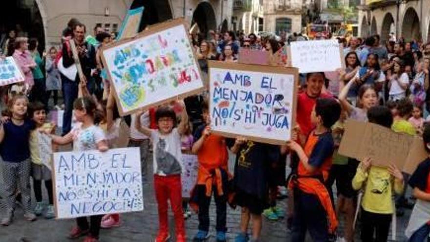 La protesta de les AMPAs a Girona, la setmana passada.