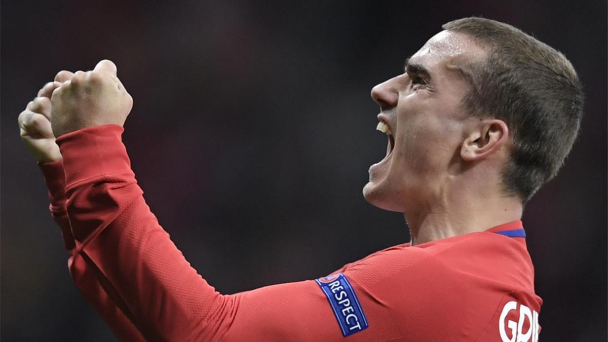 Griezmann celebra uno de los goles con el Atlético