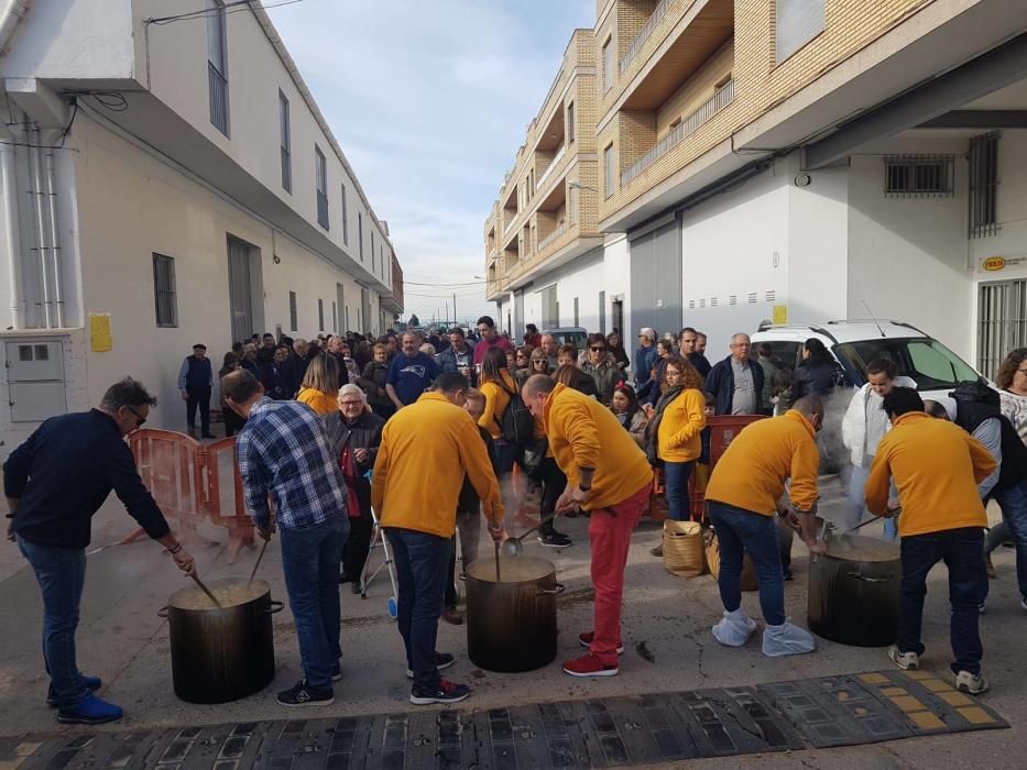 Bendición de animales en el barrio del Roca-Cuiper de Foios-Meliana.