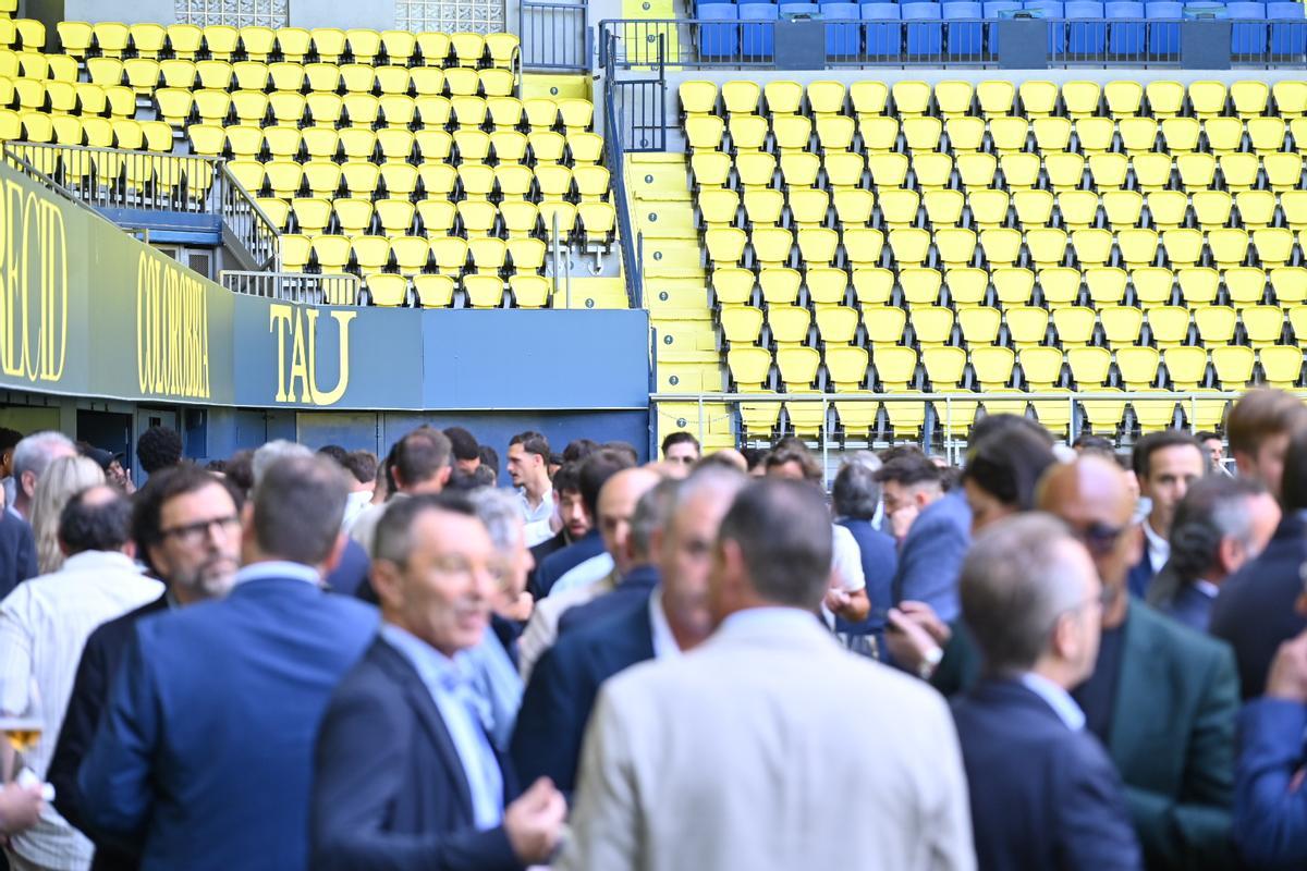 Galería | Las mejores imágenes en la clásica comida de fin de temporada del Villarreal, en La Cerámica