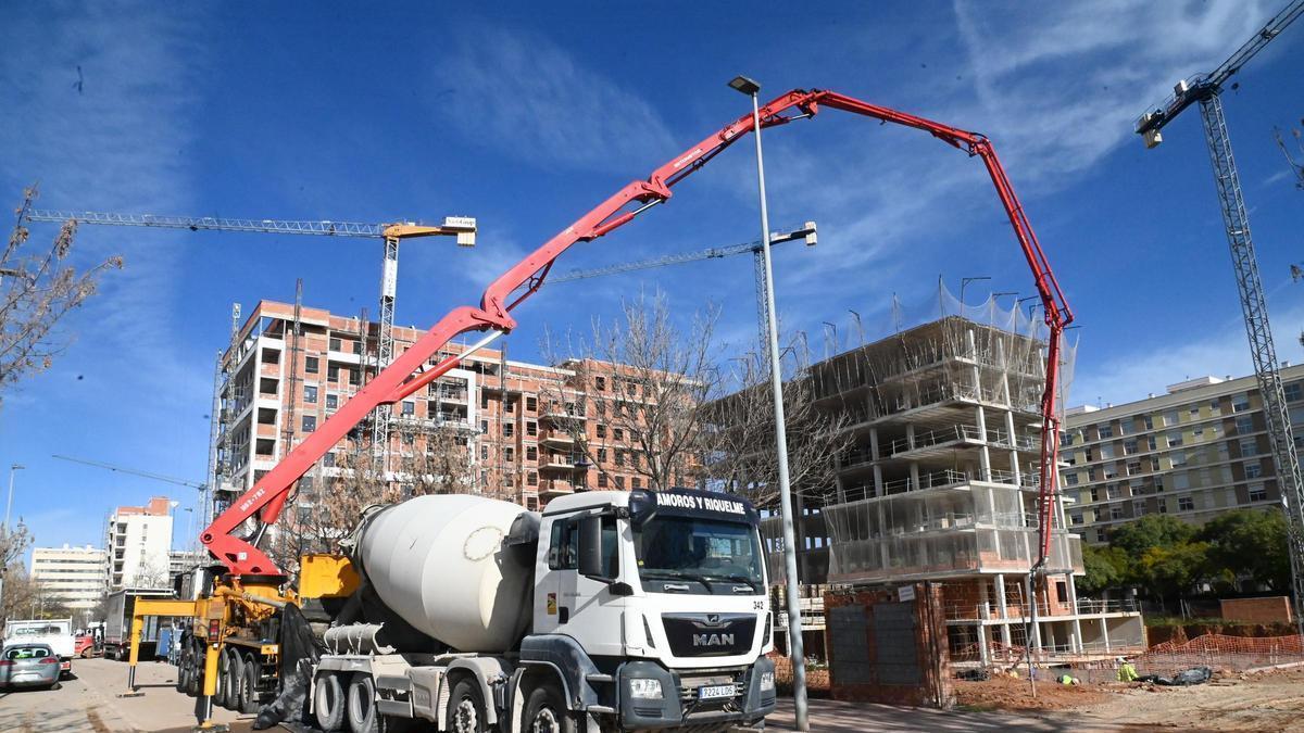 Construcción de una promoción de inmuebles en el PAU Sensal de Castelló.