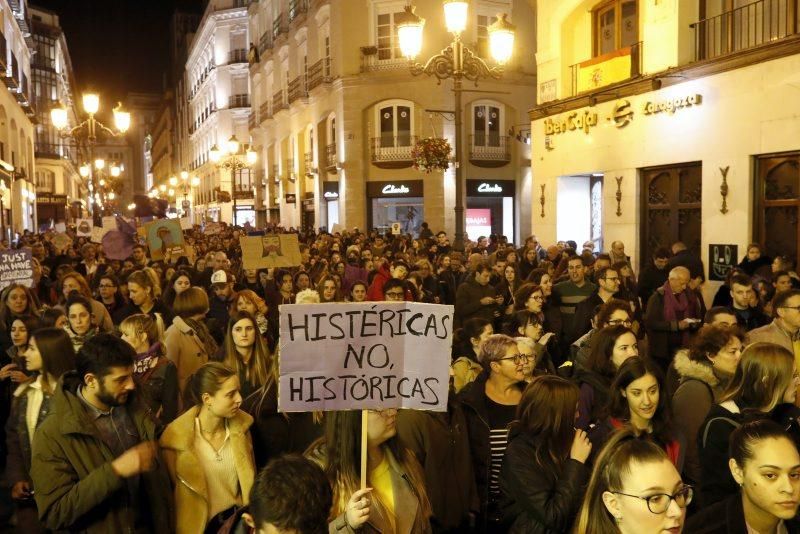 Fotogalería del 8-M en Zaragoza