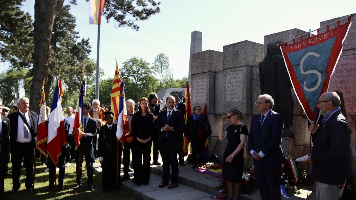 El conseller de Presidència, Albert Dalmau, aEl conseller de Presidència, Albert Dalmau, durant un acte en el memorial als catalans que van perdre la vida en el camp de concentració nazi de Mauthausen