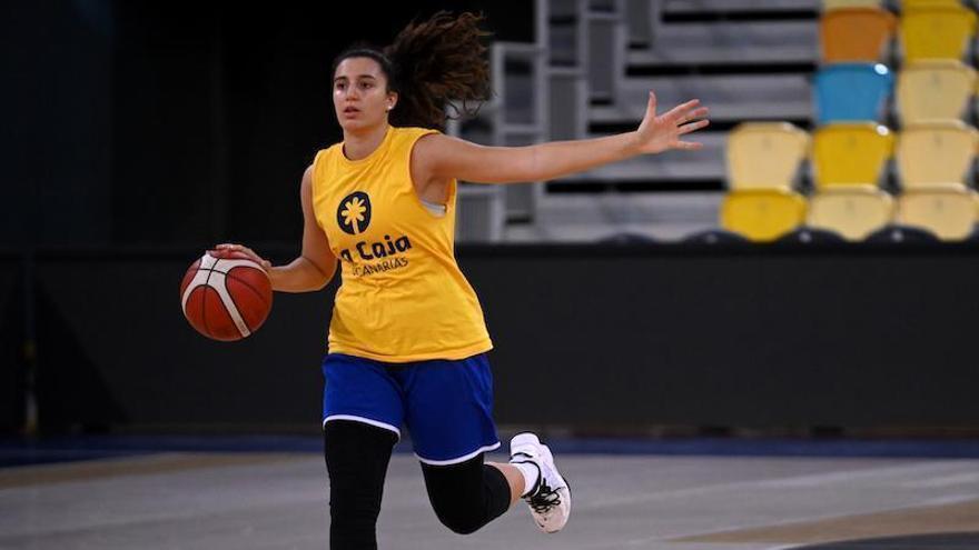 Vittoria Blasigh, durante un entrenamiento en el Gran Canaria Arena. | | LP/DLP