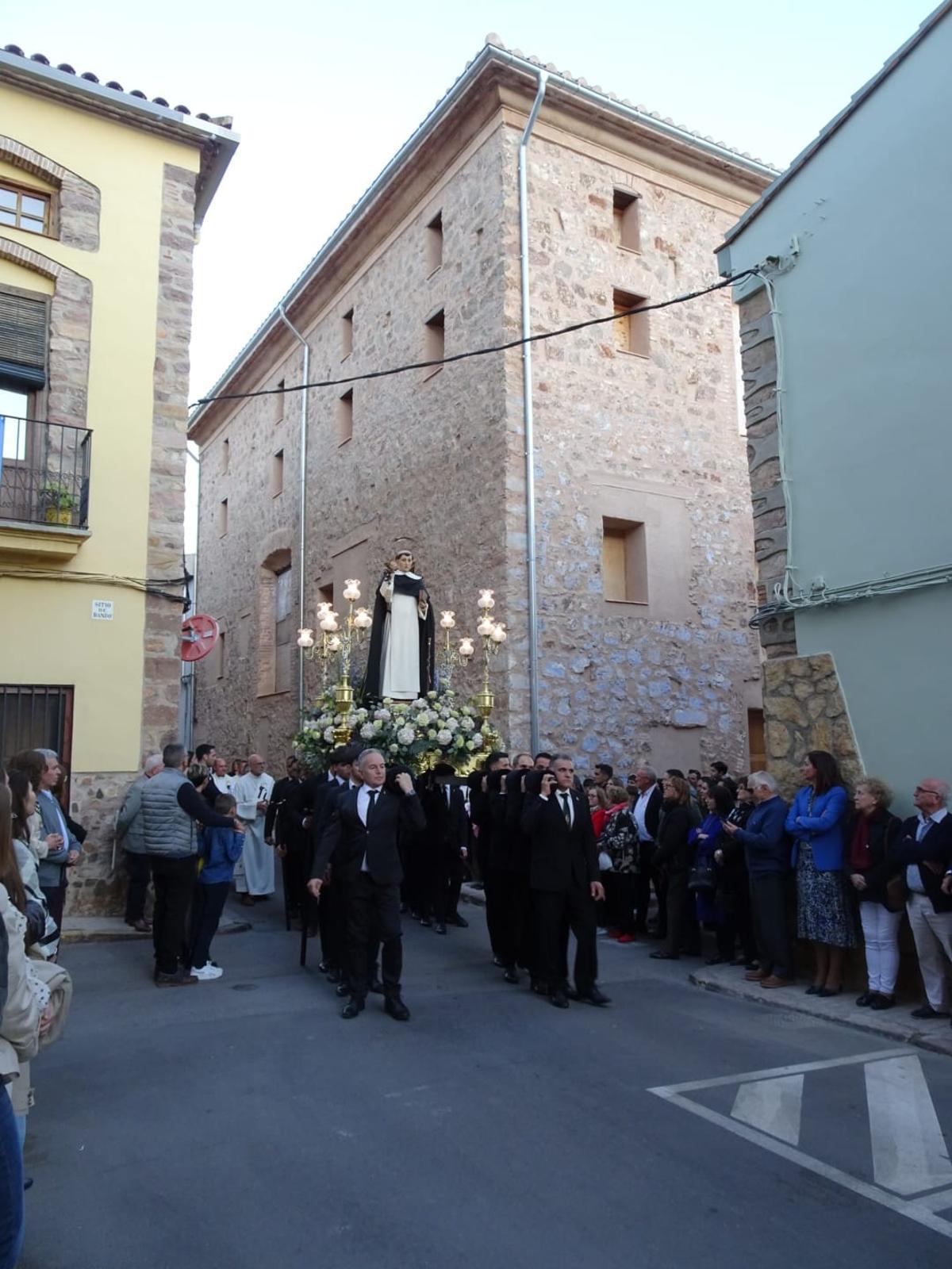 Galería de fotos de la procesión por el día de Sant Vicent en las fiestas patronales de la Vall Galería de fotos de la procesión por el día de Sant Vicent en las fiestas patronales de la Vall
