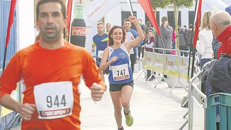 Juan Varo y María Araceli Moreno vencen en la carrera de Trinitarios