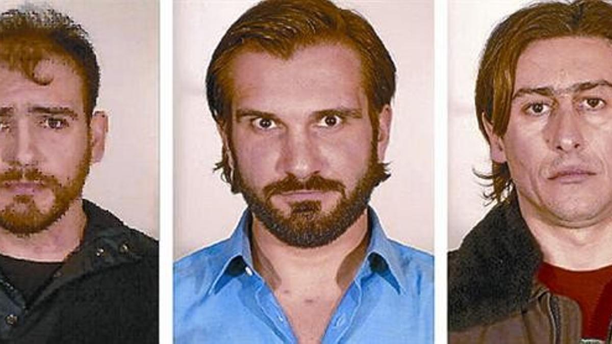Foto policial de Bojovic, Milisavljevic y Petric, tras su detención.