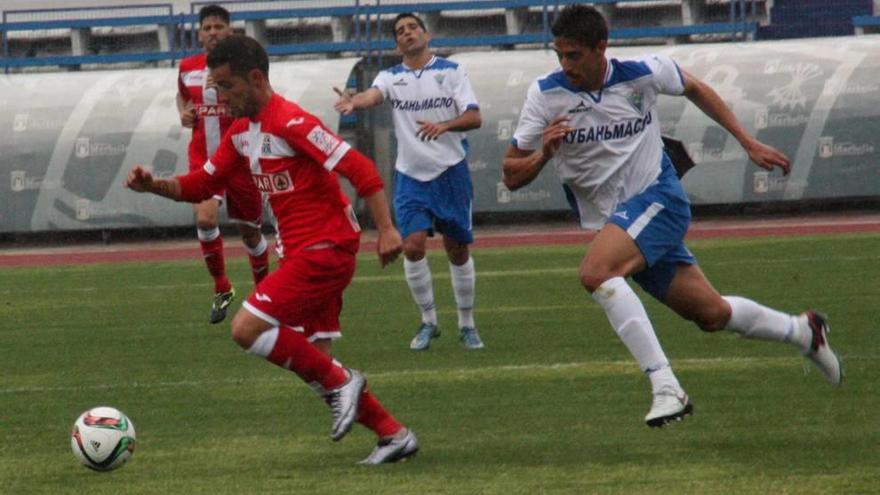 El FC Cartagena no remata la faena