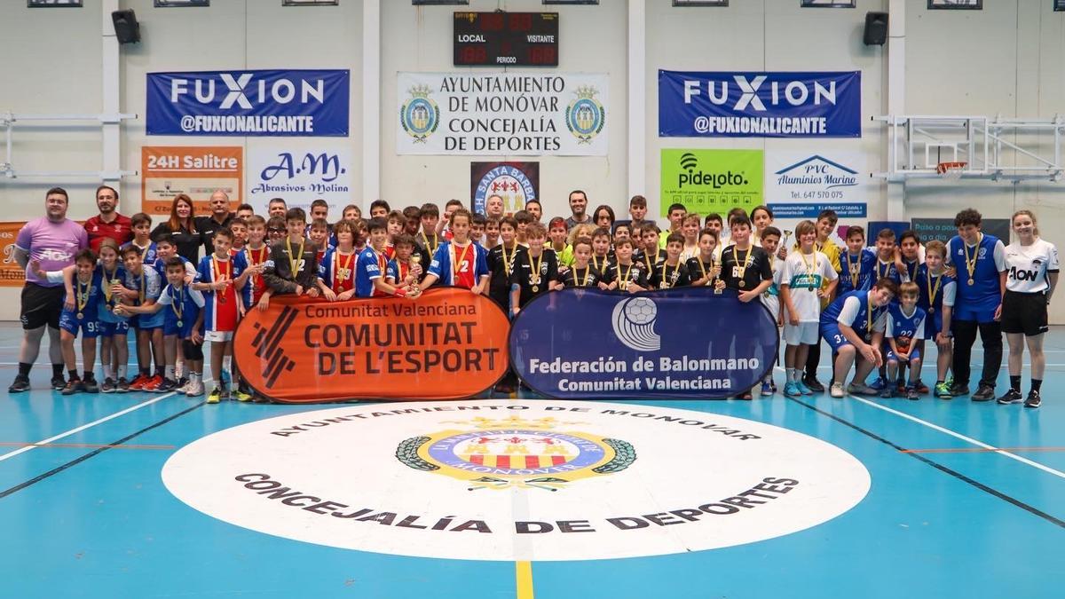 Monóvar ha acogido este domingo las Finales de Jocs Esportius Sur de las categorías alevín masculina y femenina