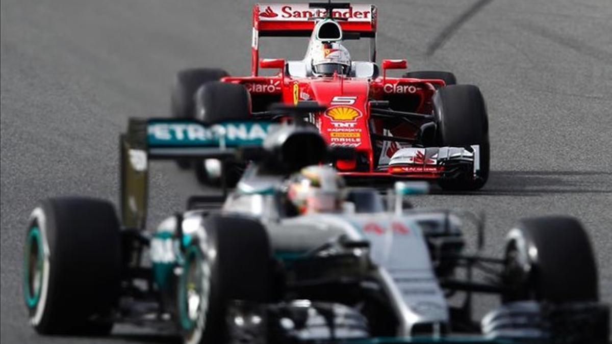 Hamilton y Vettel, en acción