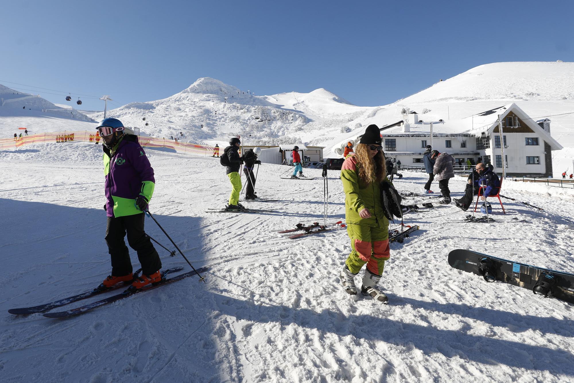 EN IMÁGENES: Pajares, la nevera de Asturias, amanece a -9,3ºC