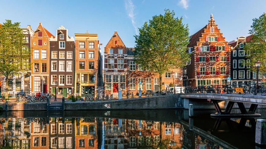 Ámsterdam toma medidas estrictas para controlar el turismo de masas