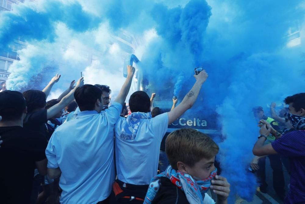 El Celta tumba al Barça y acaricia la permanencia. // A. Villar | J. Lores