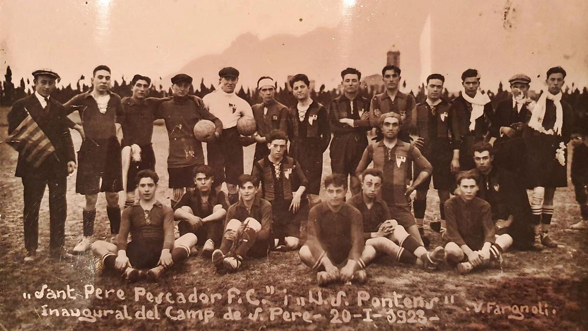 La foto més antiga trobada del FC. Sant Pere Pescador del 1923