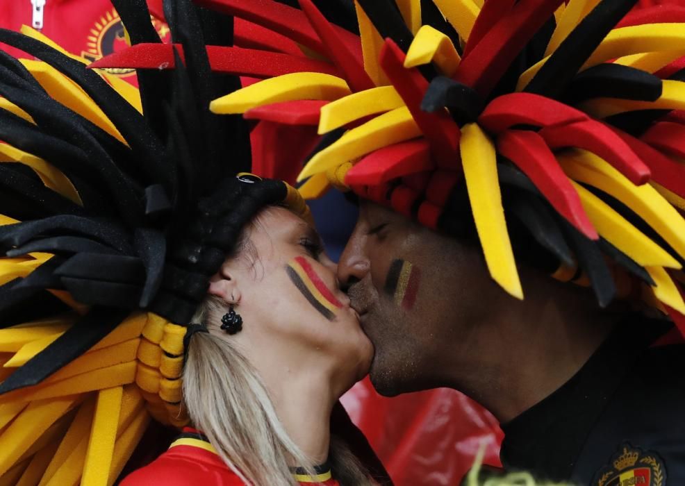 Las hinchadas del partido entre Gales y Bélgica de los cuartos de final de la Eurocopa de Francia.