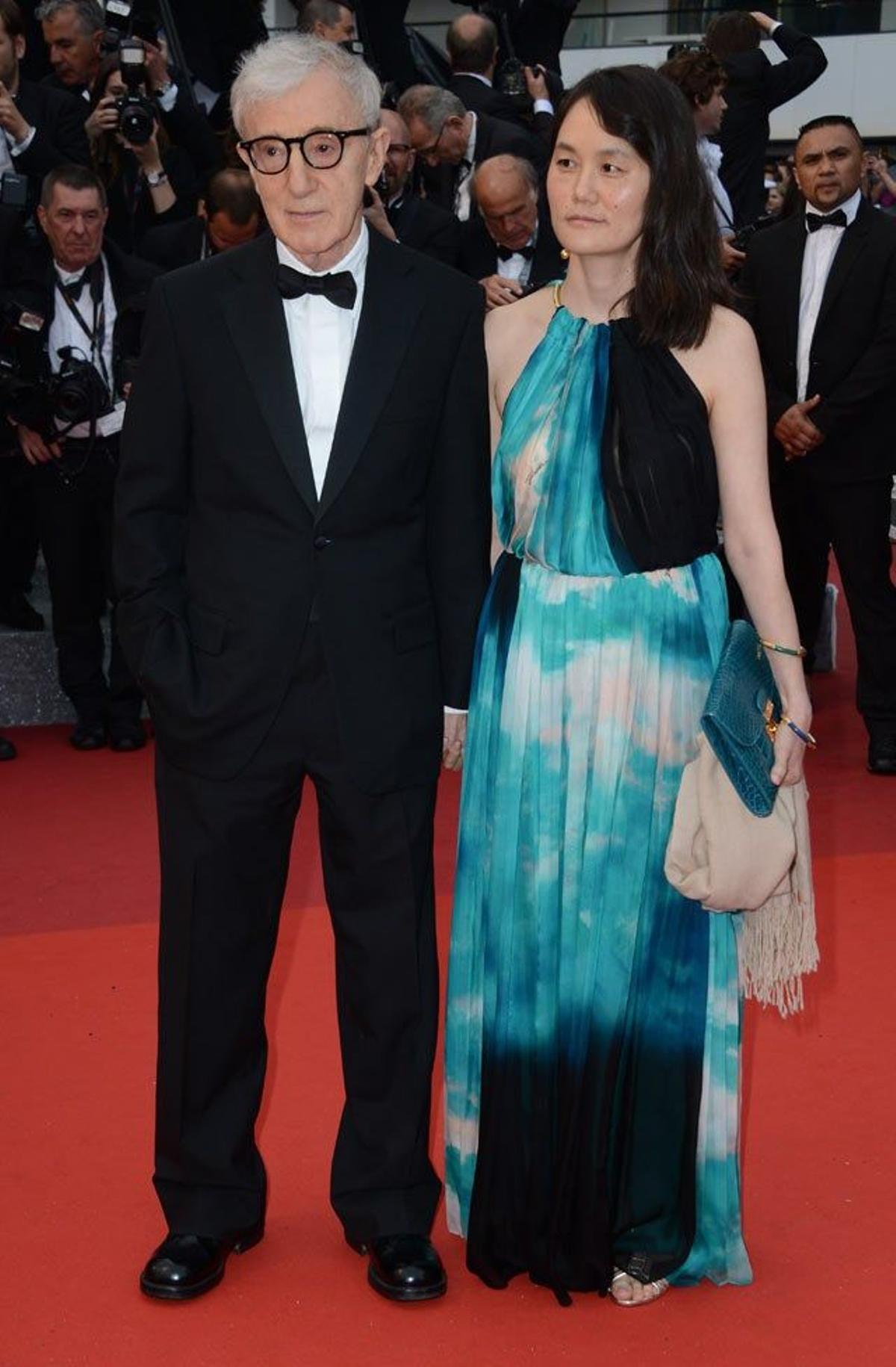 Woody Allen y Soon-Yi Previn, en la primera alfombra roja del Festival de Cine de Cannes.