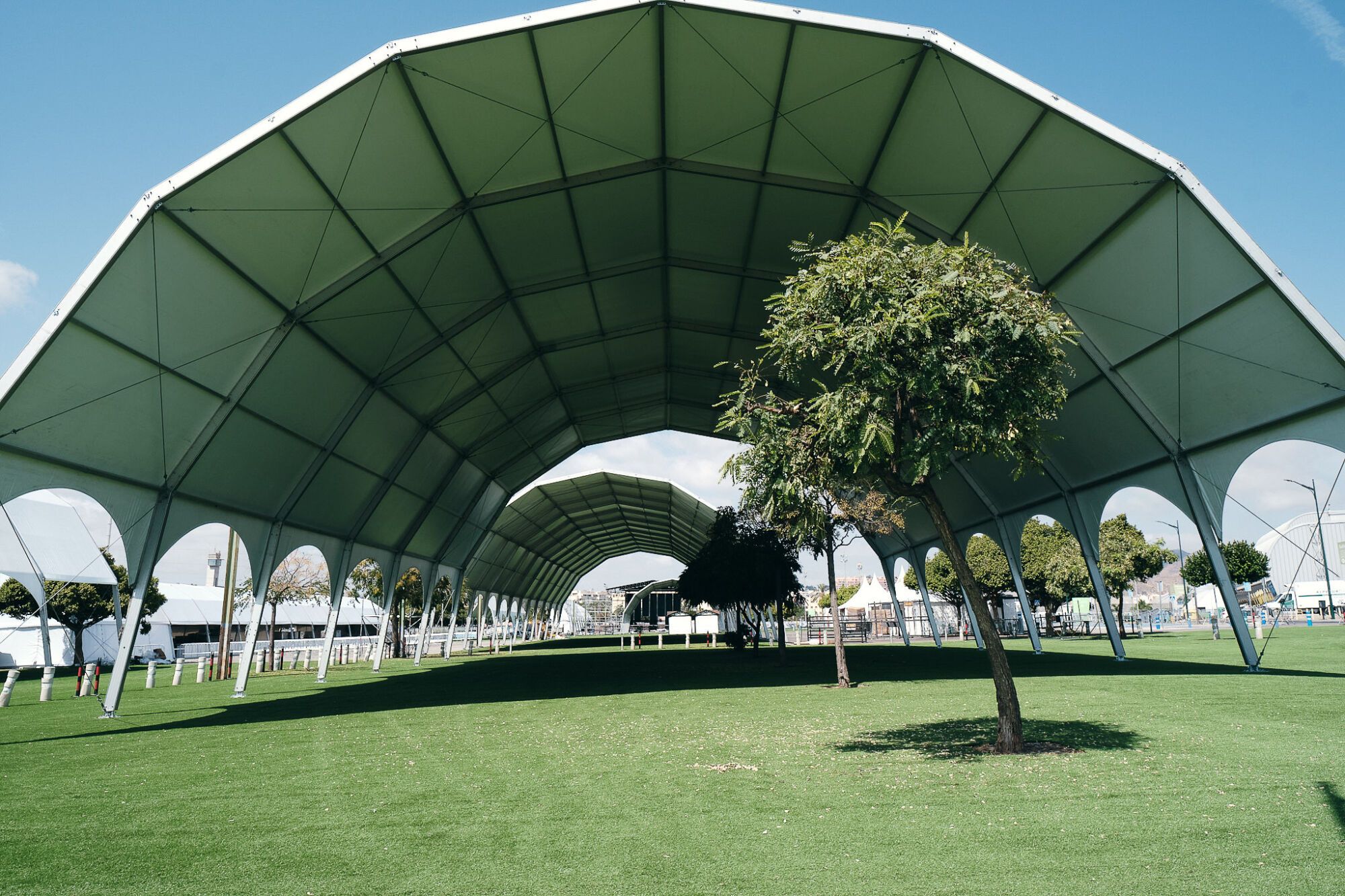 El Palacio de Ferias se transforma por dentro y por fuera para la San Diego Comic-Con de Málaga