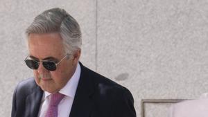 El jutge ofereix  a Hisenda actuar contra Zapatero per les joies