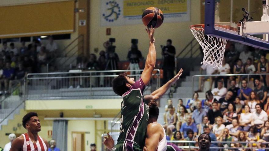 El Unicaja aguantó el tipo los tres primeros cuartos.