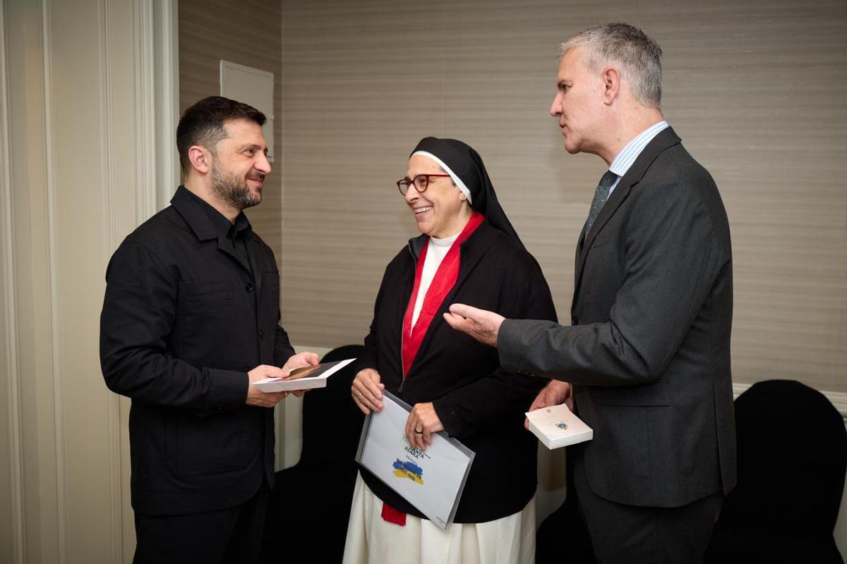 Conversa amb Juan Carlos Cruz, que ha acompanyat Caram en el seu viatge a Madrid