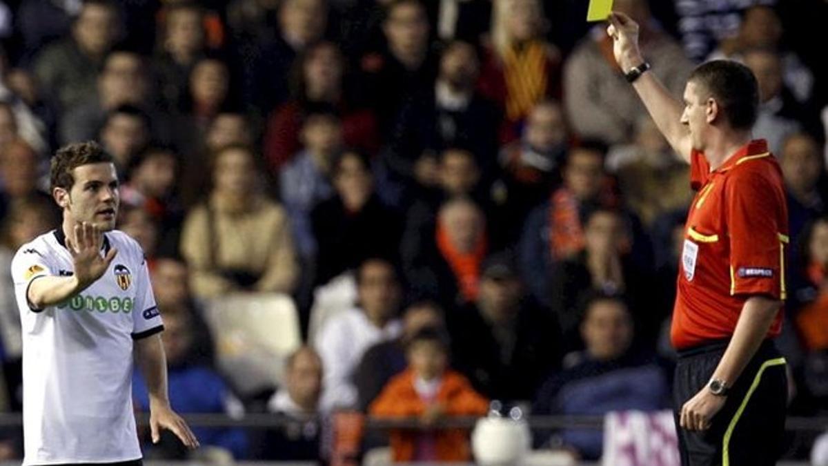 Thomson, en el Valencia-Atlético de Europa League en 2009